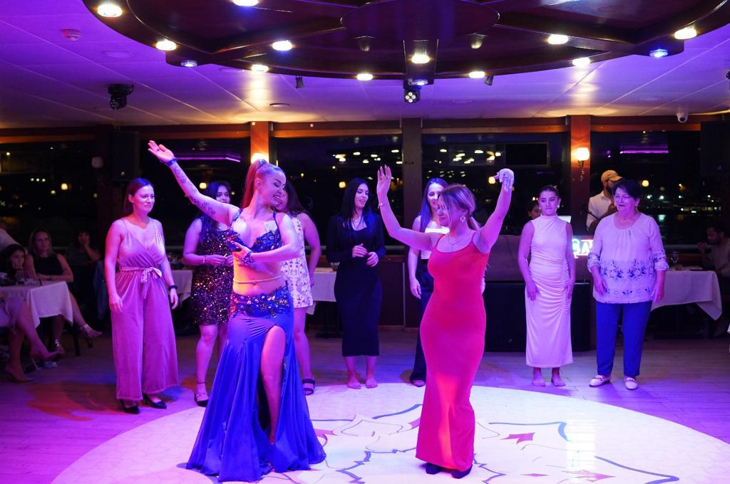 BOSPHORUS DINNER CRUISE & TURKISH NIGHT SHOW (VIP TABLE NON ALCOHOL)